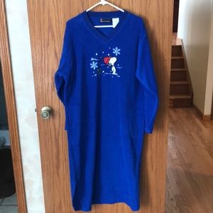 Women’s nightgown